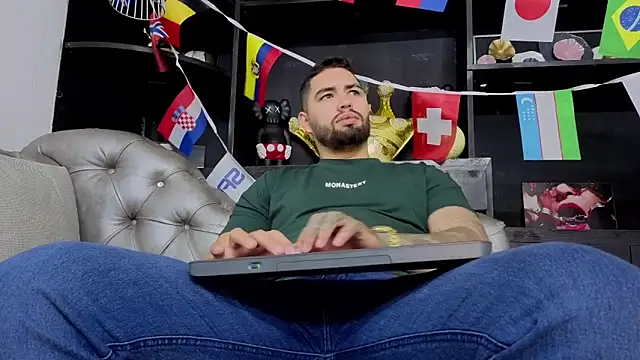 matteosantos Adlı Modelin Web Kamerası Şovu