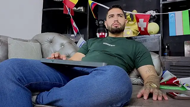 matteosantos Adlı Modelin Web Kamerası Şovu