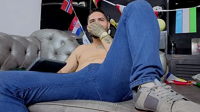 matteosantos Adlı Modelin Web Kamerası Şovu