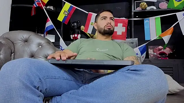matteosantosのウェブカメラショー