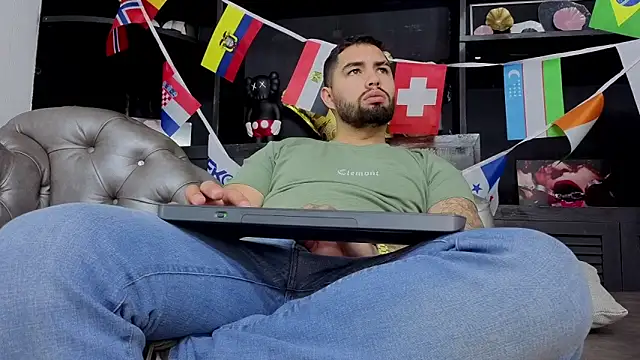 matteosantos' Webcam Show