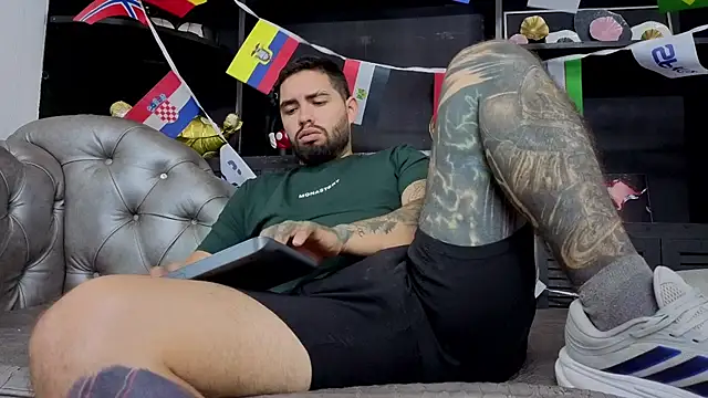 matteosantos' Webcam Show