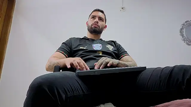 matteosantos' Webcam Show