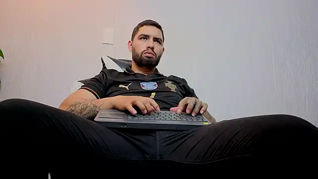 matteosantos Adlı Modelin Web Kamerası Şovu