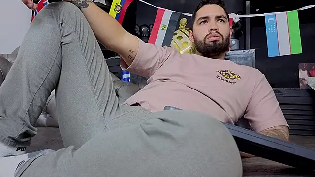 matteosantos webkamerás műsora