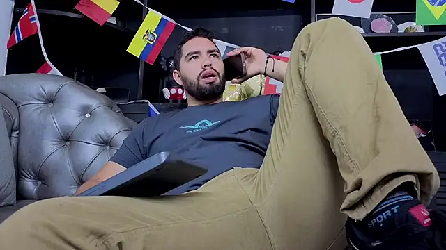 matteosantos' Webcam Show