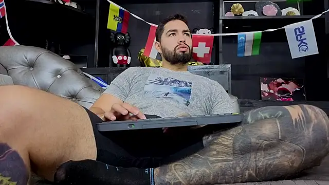Webkamerová show matteosantos