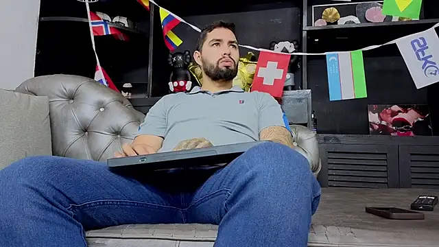 matteosantos webkamerás műsora