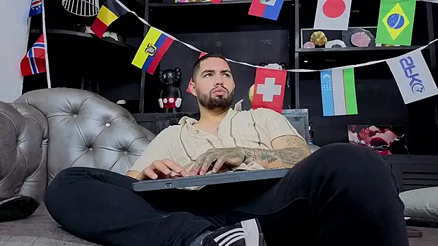 matteosantos' Webcam Show