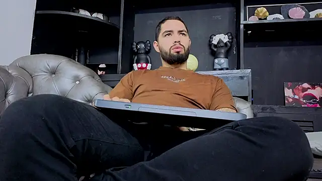 matteosantos – webcam-show