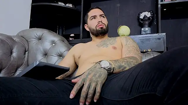 matteosantos webkamerás műsora