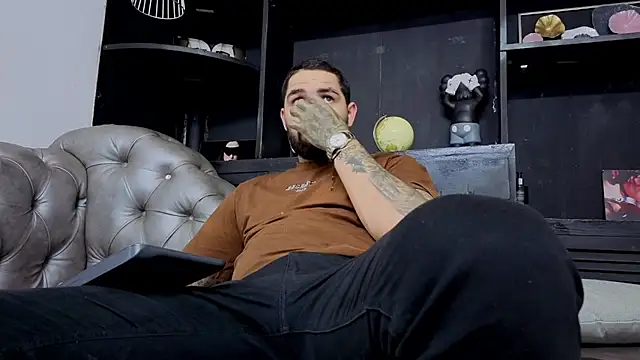 matteosantos' Webcam Show