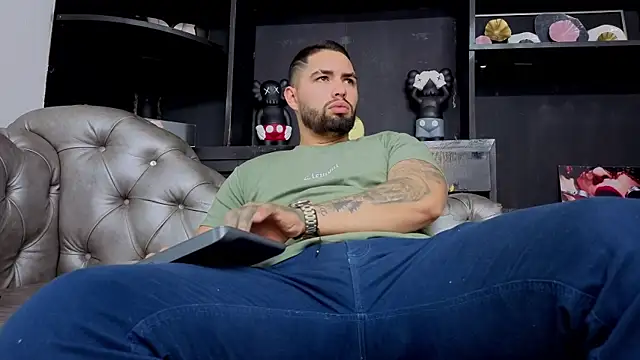 matteosantos webkamerás műsora