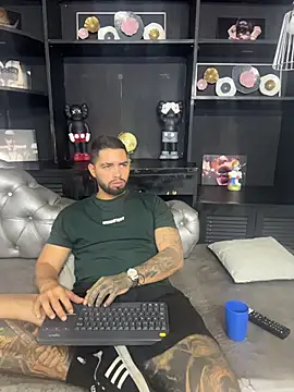 matteosantos webkamerás műsora
