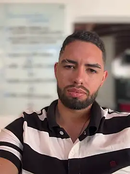 matteosantos webcam show