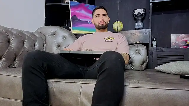 matteosantos – webcam-show