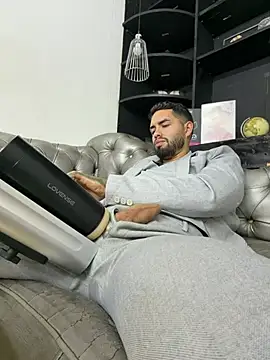 matteosantos – webcam-show