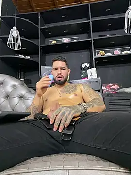 matteosantos webkamerás műsora