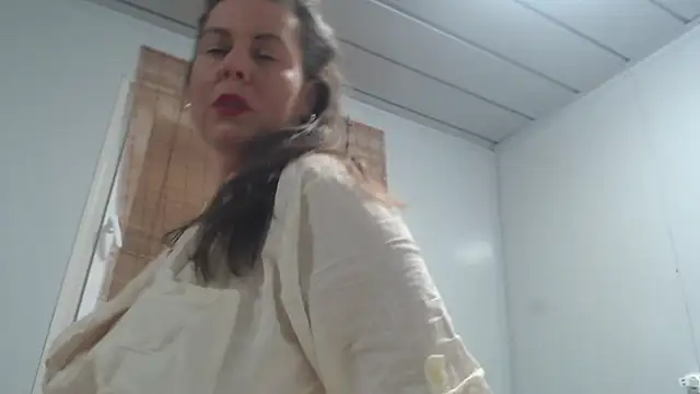 fulloferotic Chat XXX live