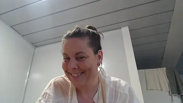 fulloferotic Chat XXX live