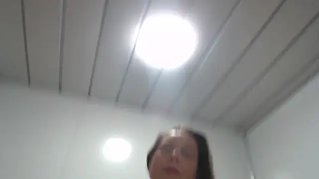 Chat soba uživo modela fulloferotic