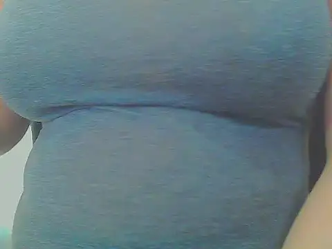 keepmepregnantT Show in webcam