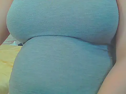 keepmepregnantT's Webcam Show