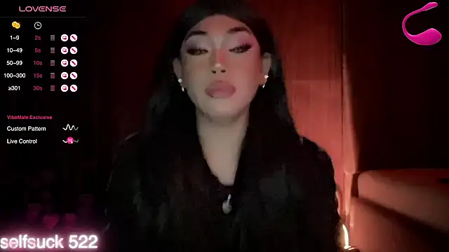 madam_agnes1's Webcam Show