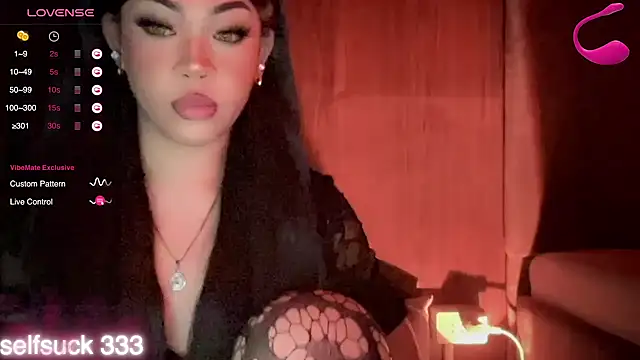 madam_agnes1's Webcam Show