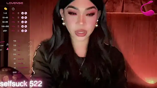 הופעת וובקאם של madam_agnes1