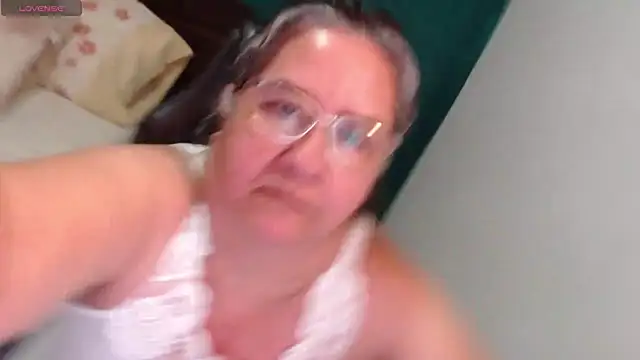 scaelettdubois élő XXX-chatje