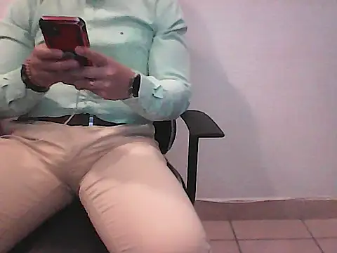 Yorel1109- Show in webcam