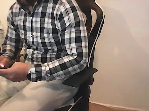 Yorel1109- Show Webcam