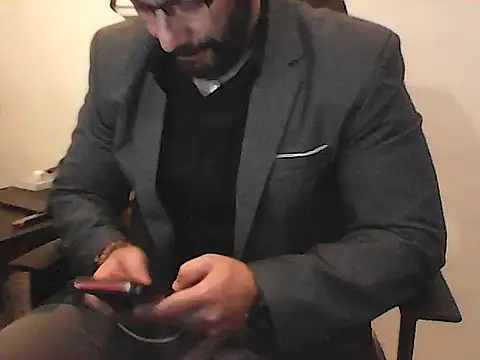 Yorel1109- Show in webcam