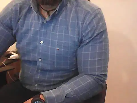Yorel1109- Show in webcam
