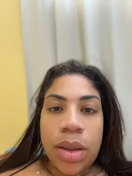 Morenacarioca3 Adlı Modelin Canlı XXX Sohbeti
