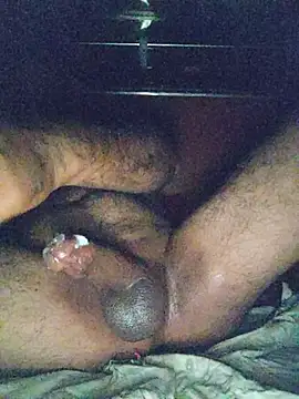 Pokazy przed kamerką – HotRocky14302