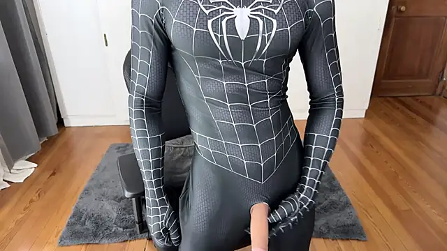SasukeUhchiaa's Webcam Show