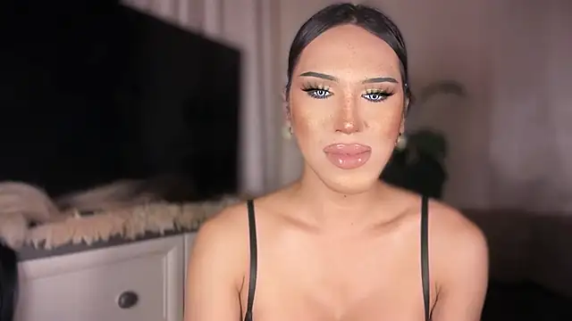 Ts_glamxxn Webbikameraesitys