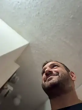 JonJ0 Show in webcam