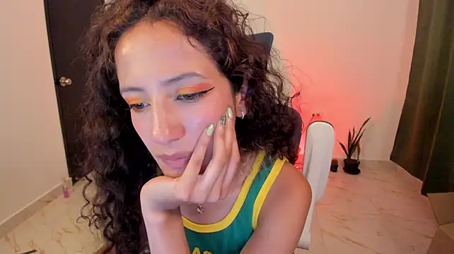 Lucia_Fuster 网络视讯表演
