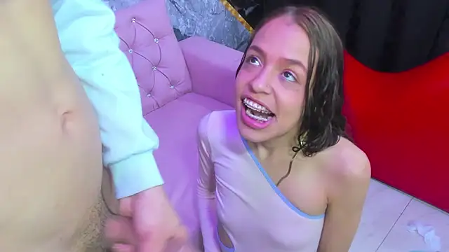 miacam-hot Webcam show