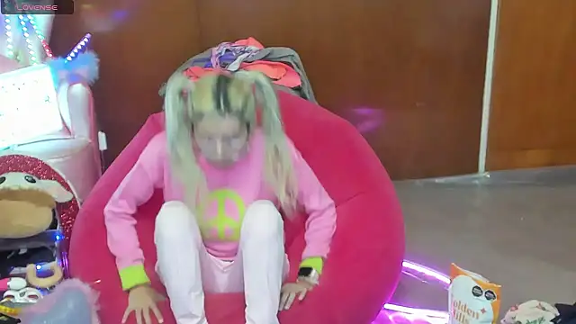 عرض كام Skinygirl