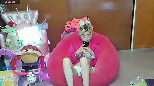Skinygirln Webbikameraesitys