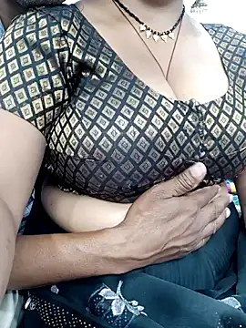 Sweet-wife's Webcam Show