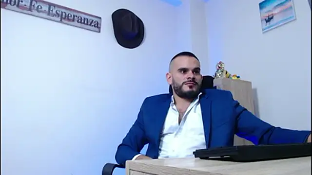 cowboyht: δωμάτιο απευθείας συνομιλίας