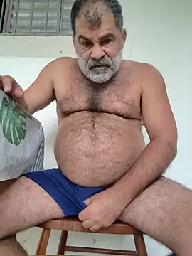 Peludo173317のウェブカメラショー
