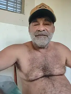 Peludo173317's Webcam Show