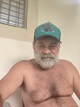 Peludo173317's Webcam Show