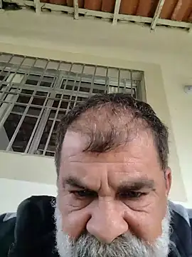 Peludo173317's Webcam Show